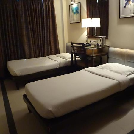 Hotel Sapna Marine 뭄바이 외부 사진