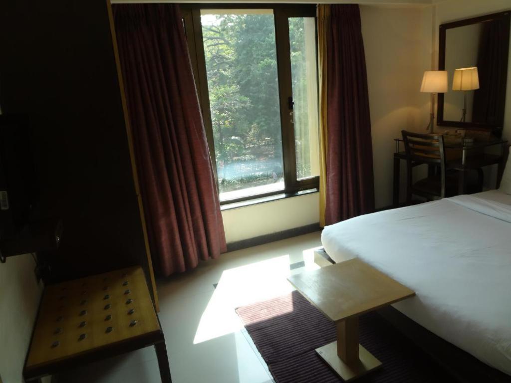 Hotel Sapna Marine 뭄바이 외부 사진